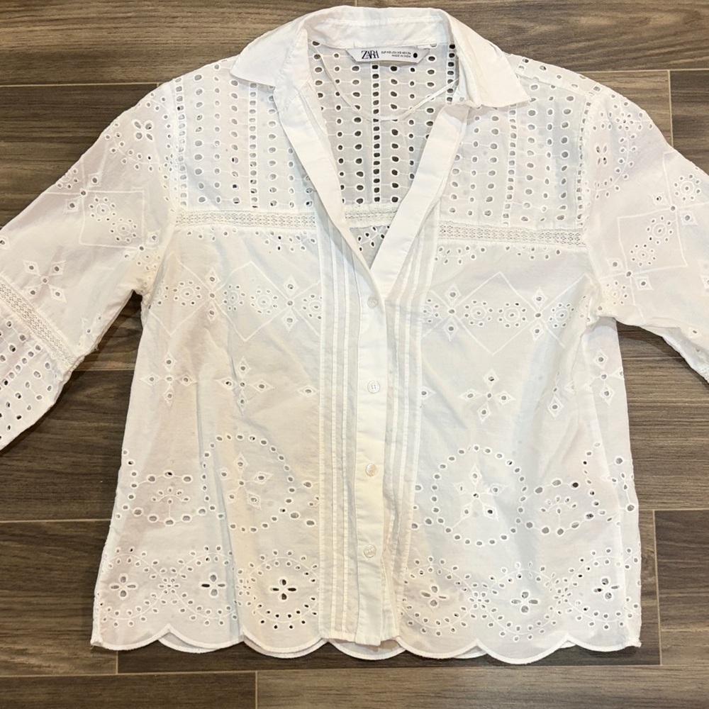 Zara White Eyelet Blouse size XS